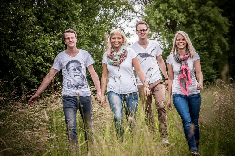 Steffi, Jana, Alex und der Robert 0089