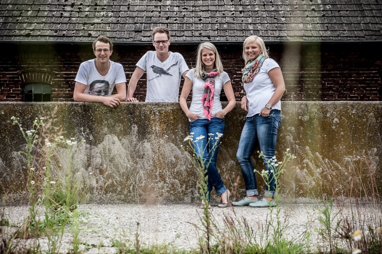 Steffi, Jana, Alex und der Robert 0112